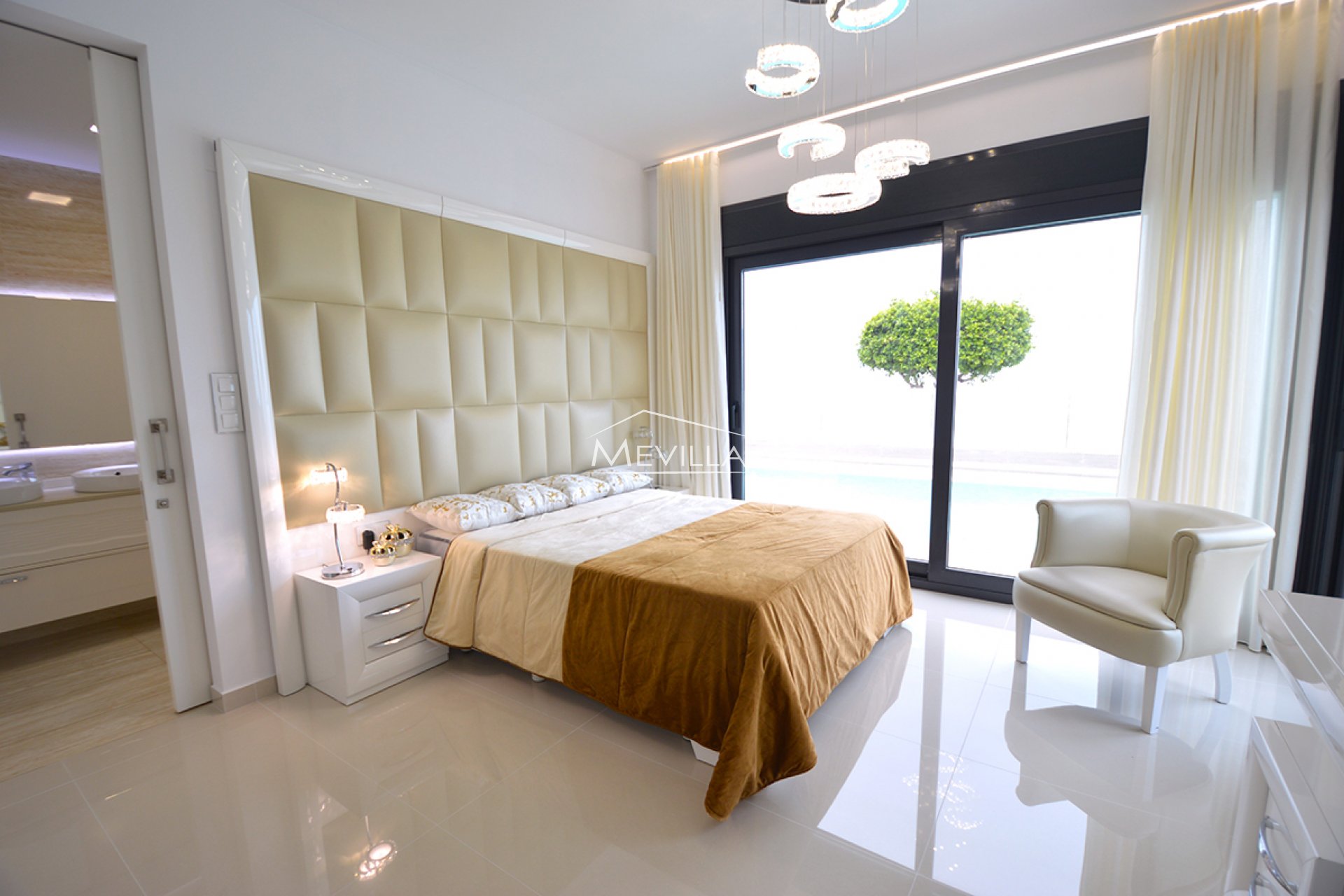 Reventes - Villa - San Miguel de Salinas