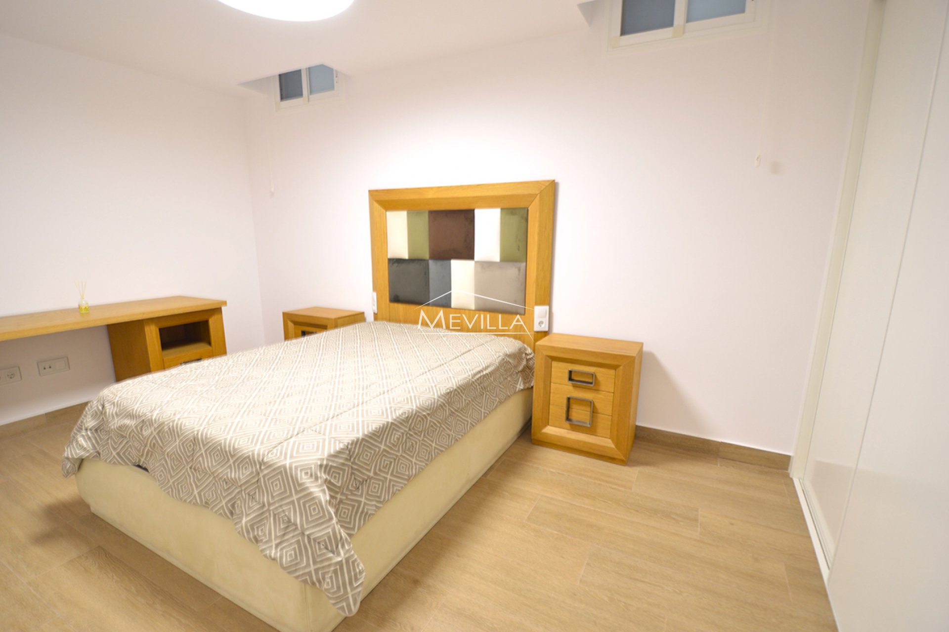 Reventes - Villa - San Miguel de Salinas