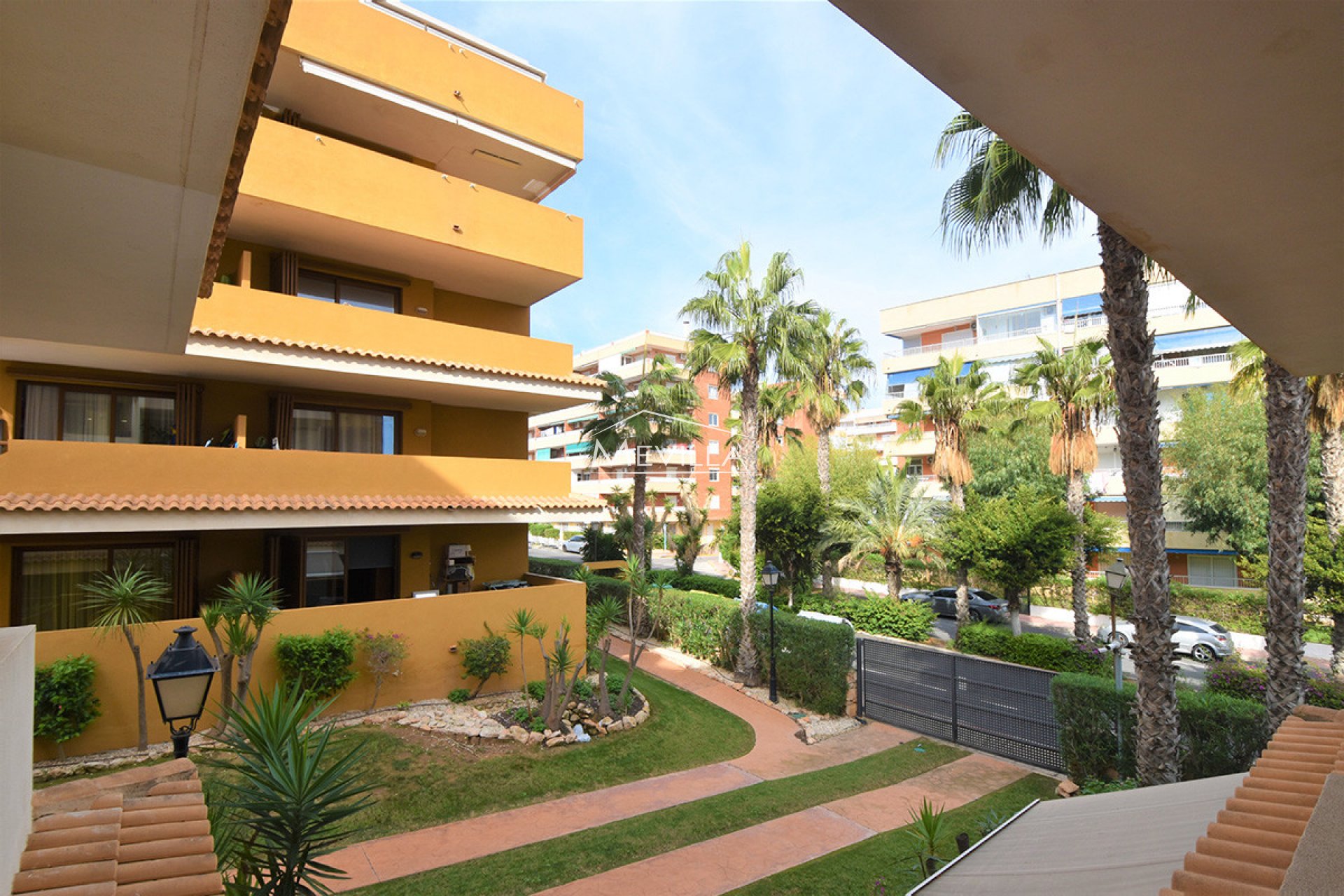Salg (Resales) - Flat / leiligheter - Orihuela Costa - Punta Prima
