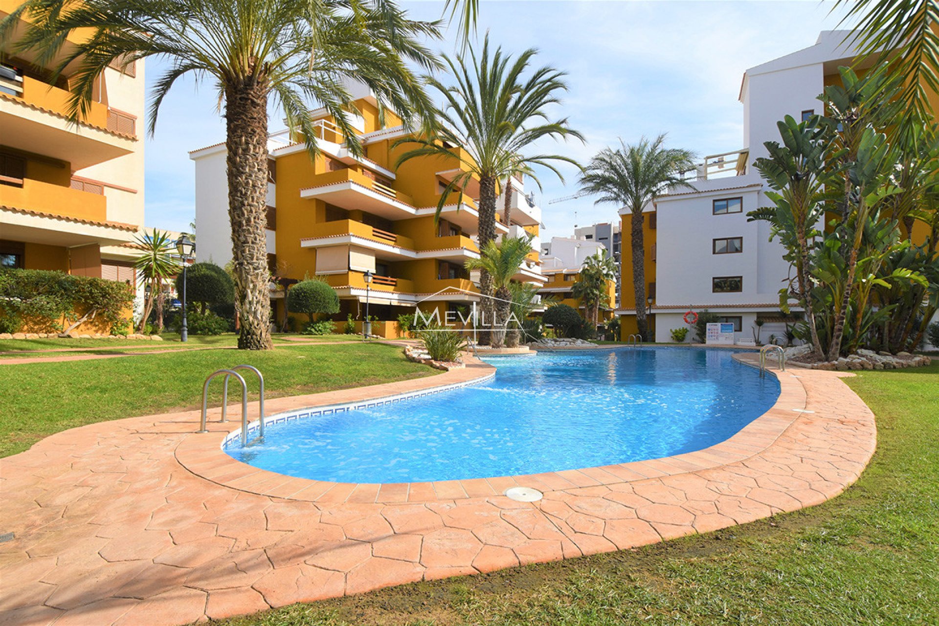 Salg (Resales) - Flat / leiligheter - Orihuela Costa - Punta Prima