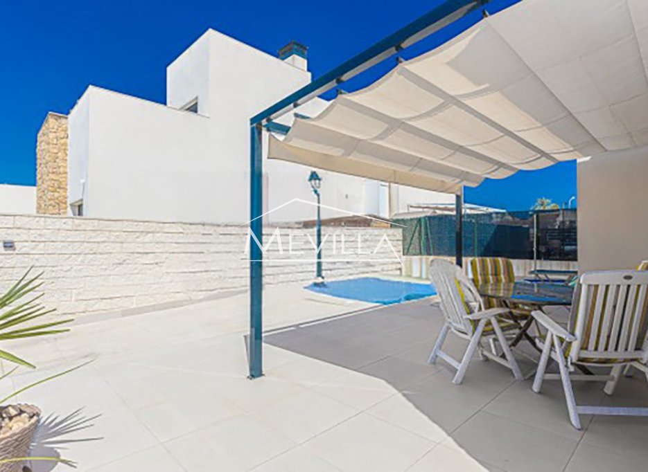 Salg (Resales) - Villa - Guardamar / Ciudad Quesada / La Marina - La Marina