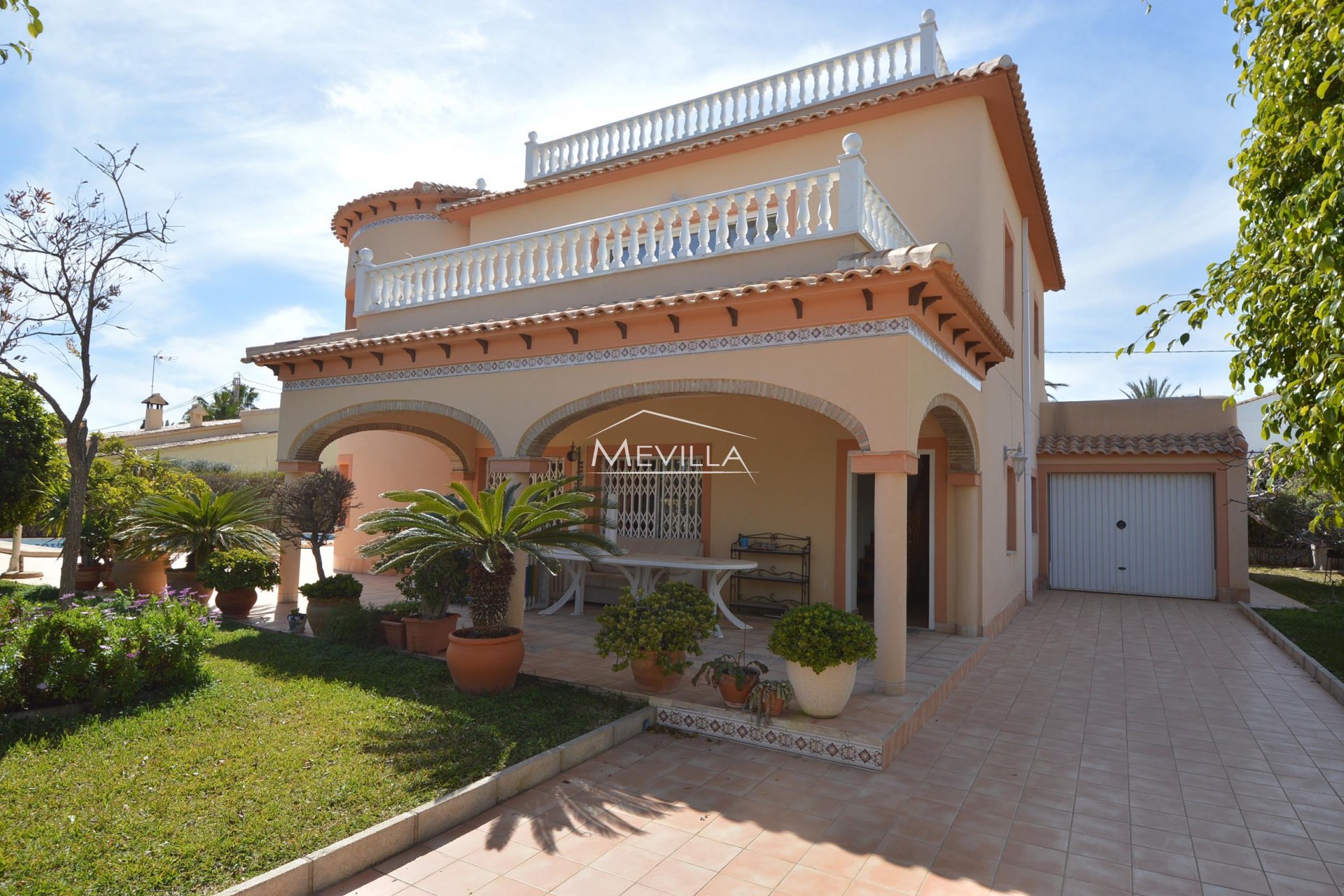 Salg (Resales) - Villa - Orihuela Costa - Cabo Roig
