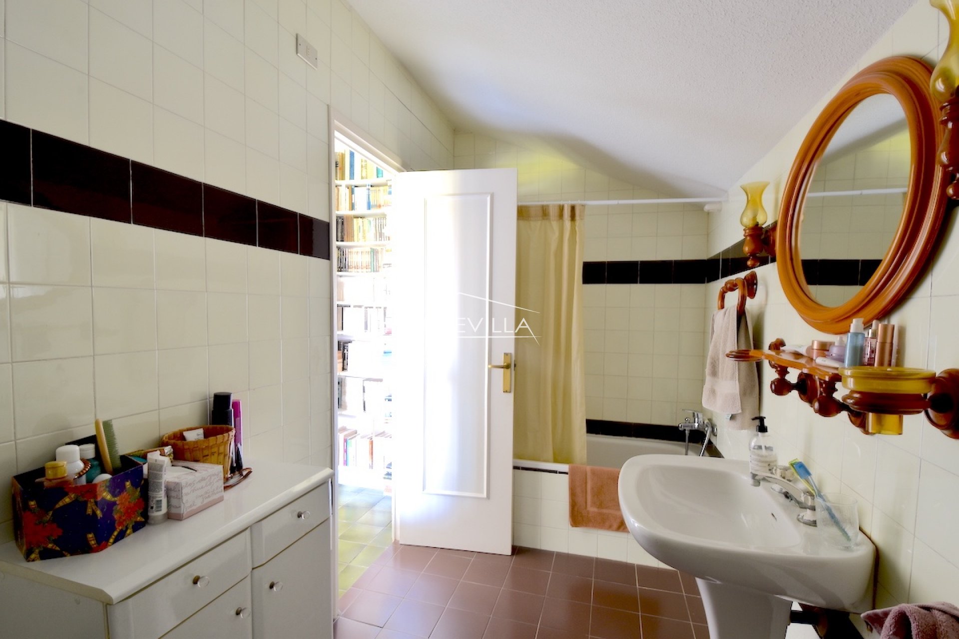 Salg (Resales) - Villa - Orihuela Costa - Cabo Roig
