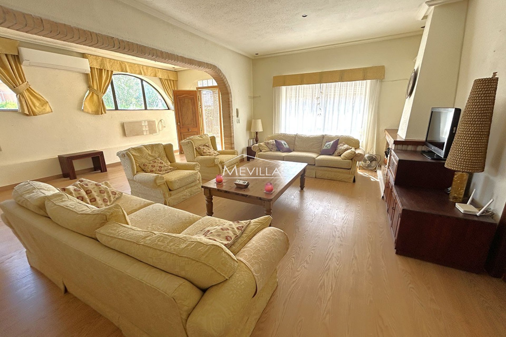 Salg (Resales) - Villa - Orihuela Costa - Cabo Roig