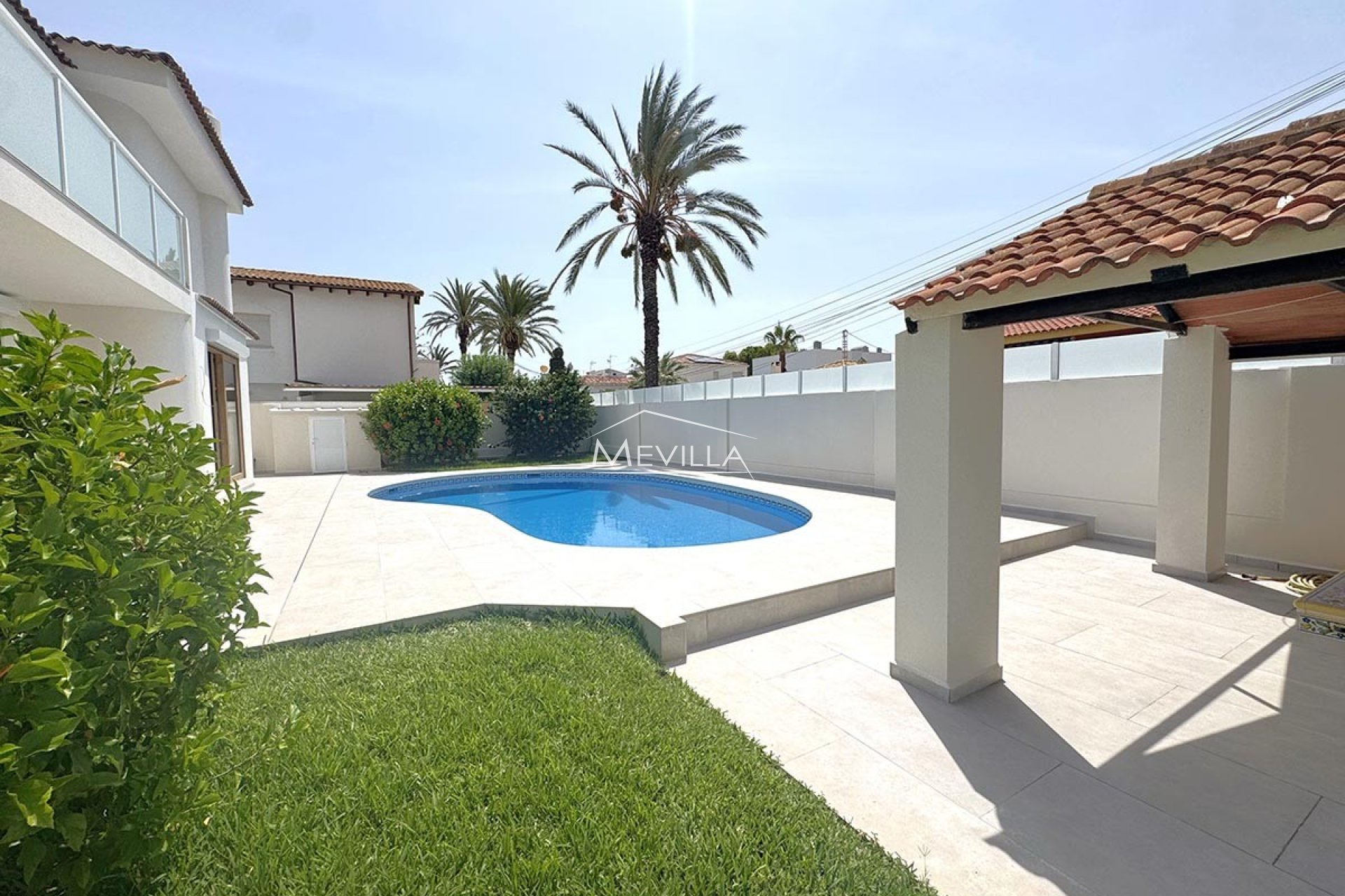 Salg (Resales) - Villa - Orihuela Costa - Cabo Roig