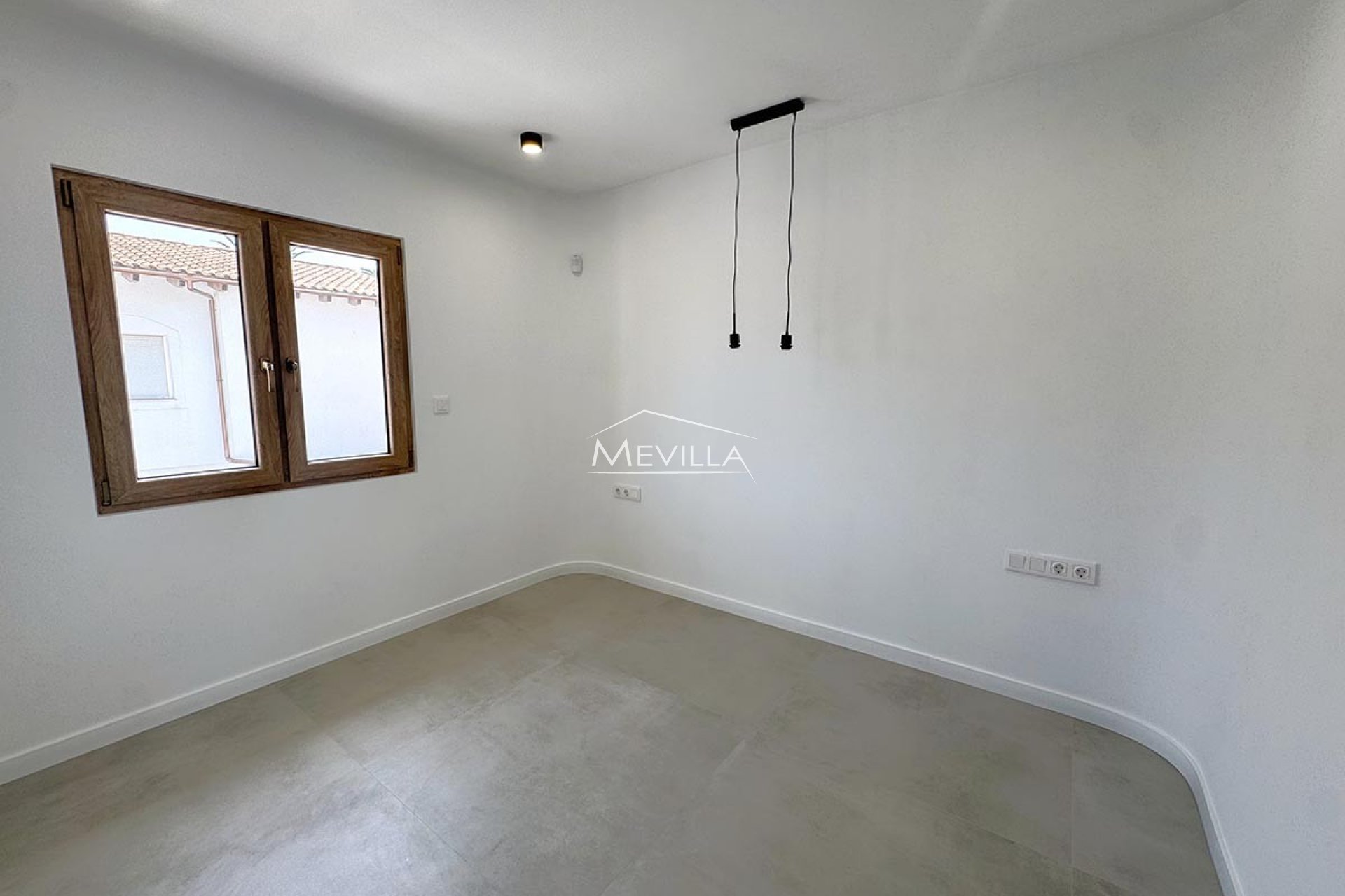 Salg (Resales) - Villa - Orihuela Costa - Cabo Roig
