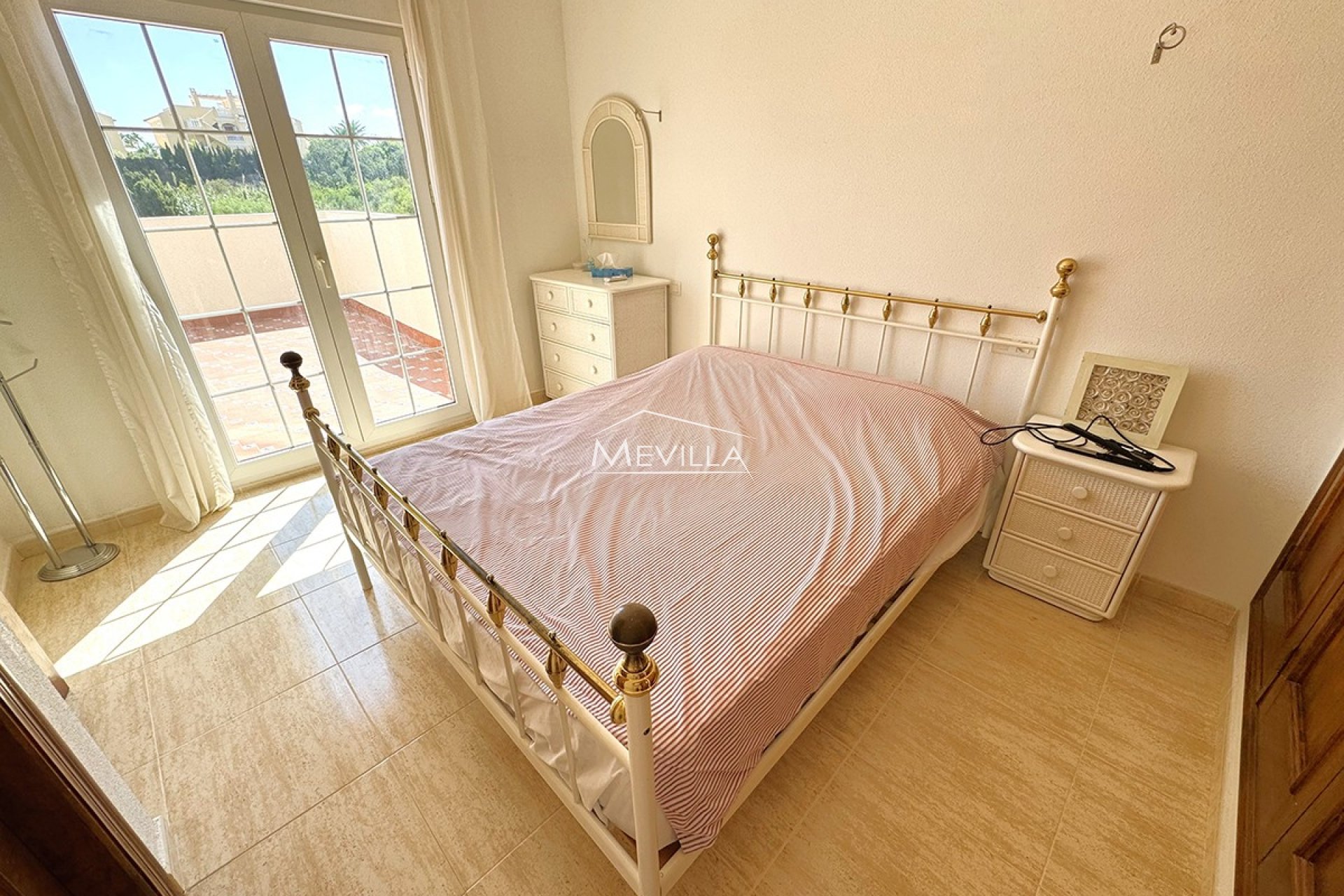 Salg (Resales) - Villa - Orihuela Costa - Cabo Roig