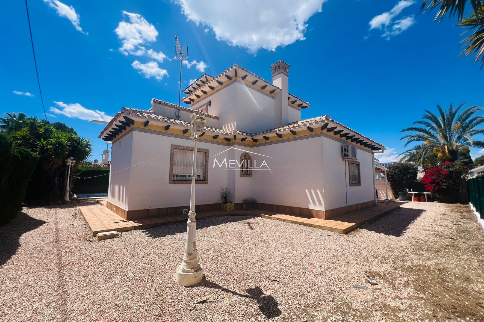Salg (Resales) - Villa - Orihuela Costa - Cabo Roig