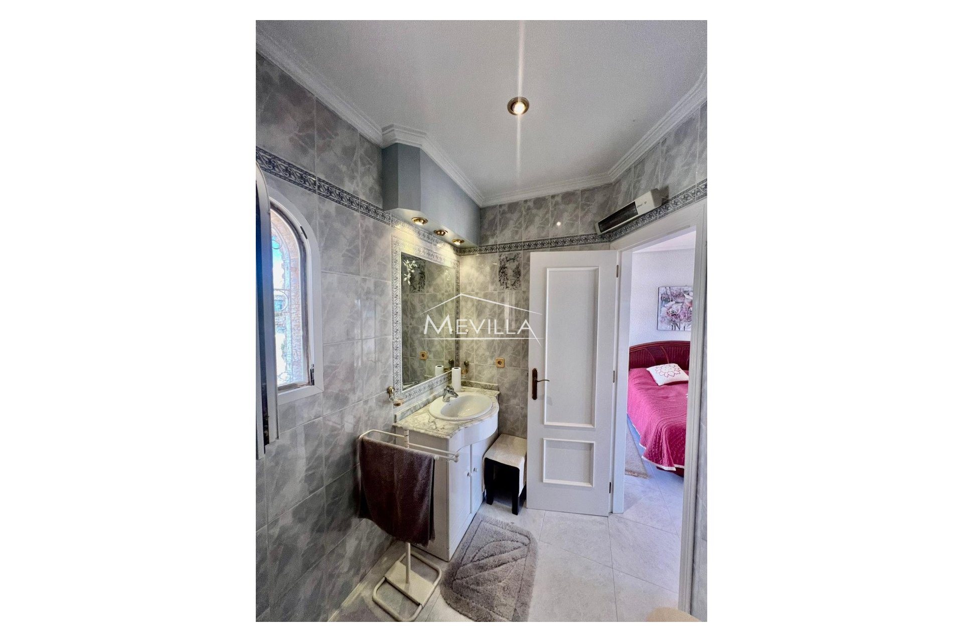 Salg (Resales) - Villa - Orihuela Costa - Cabo Roig
