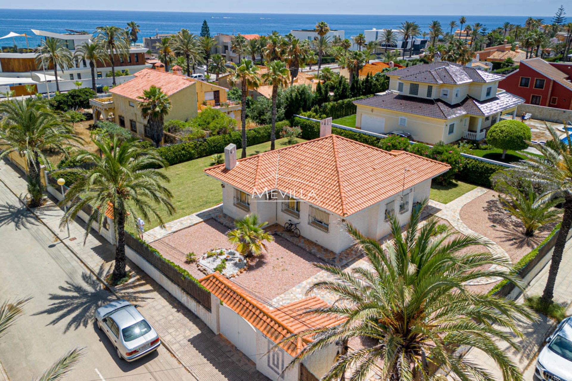 Salg (Resales) - Villa - Orihuela Costa - Cabo Roig