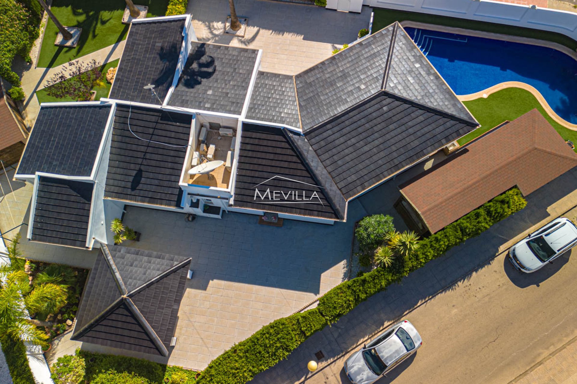 Salg (Resales) - Villa - Orihuela Costa - Cabo Roig