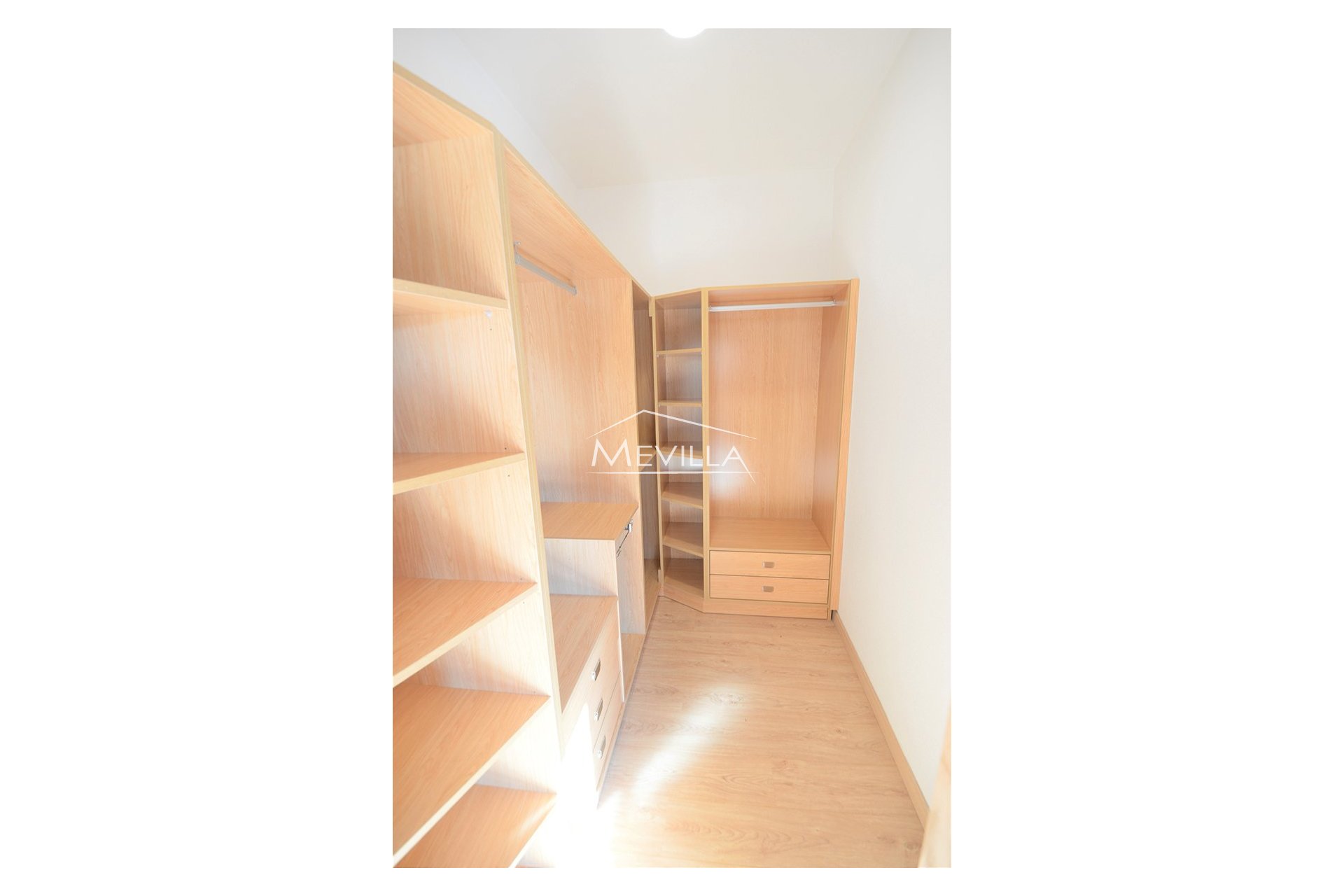 Salg (Resales) - Villa - Orihuela Costa - Campoamor