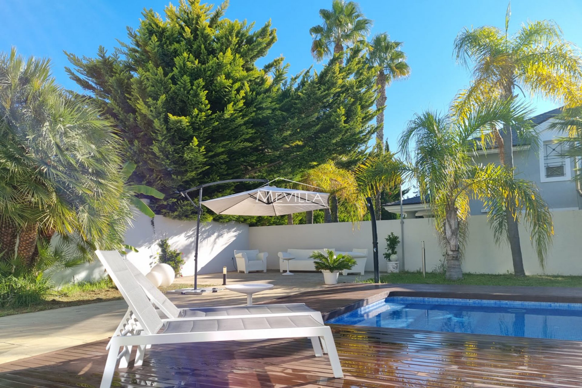 Salg (Resales) - Villa - Orihuela Costa - Campoamor