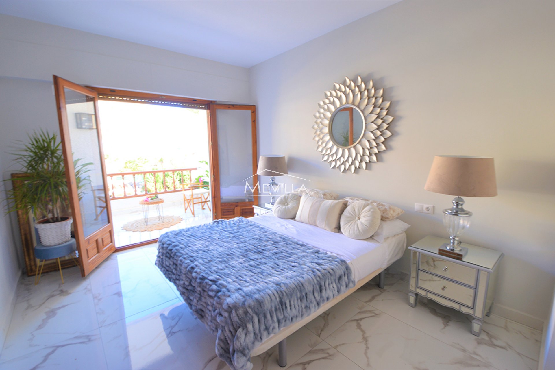 Salg (Resales) - Villa - Orihuela Costa - Campoamor