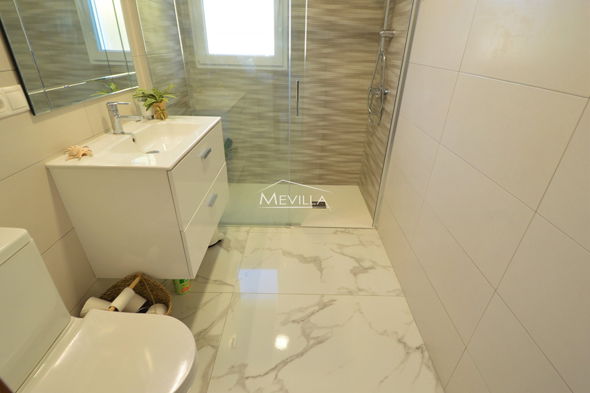 Salg (Resales) - Villa - Orihuela Costa - Campoamor