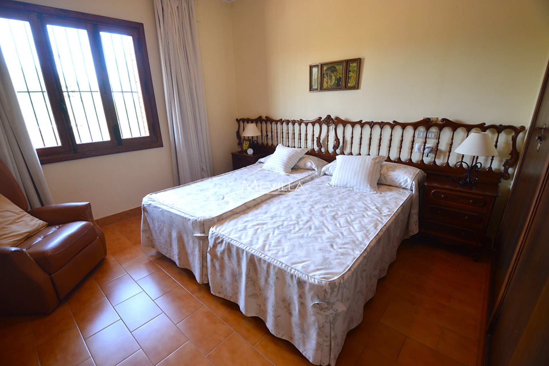 Salg (Resales) - Villa - Orihuela Costa - Campoamor