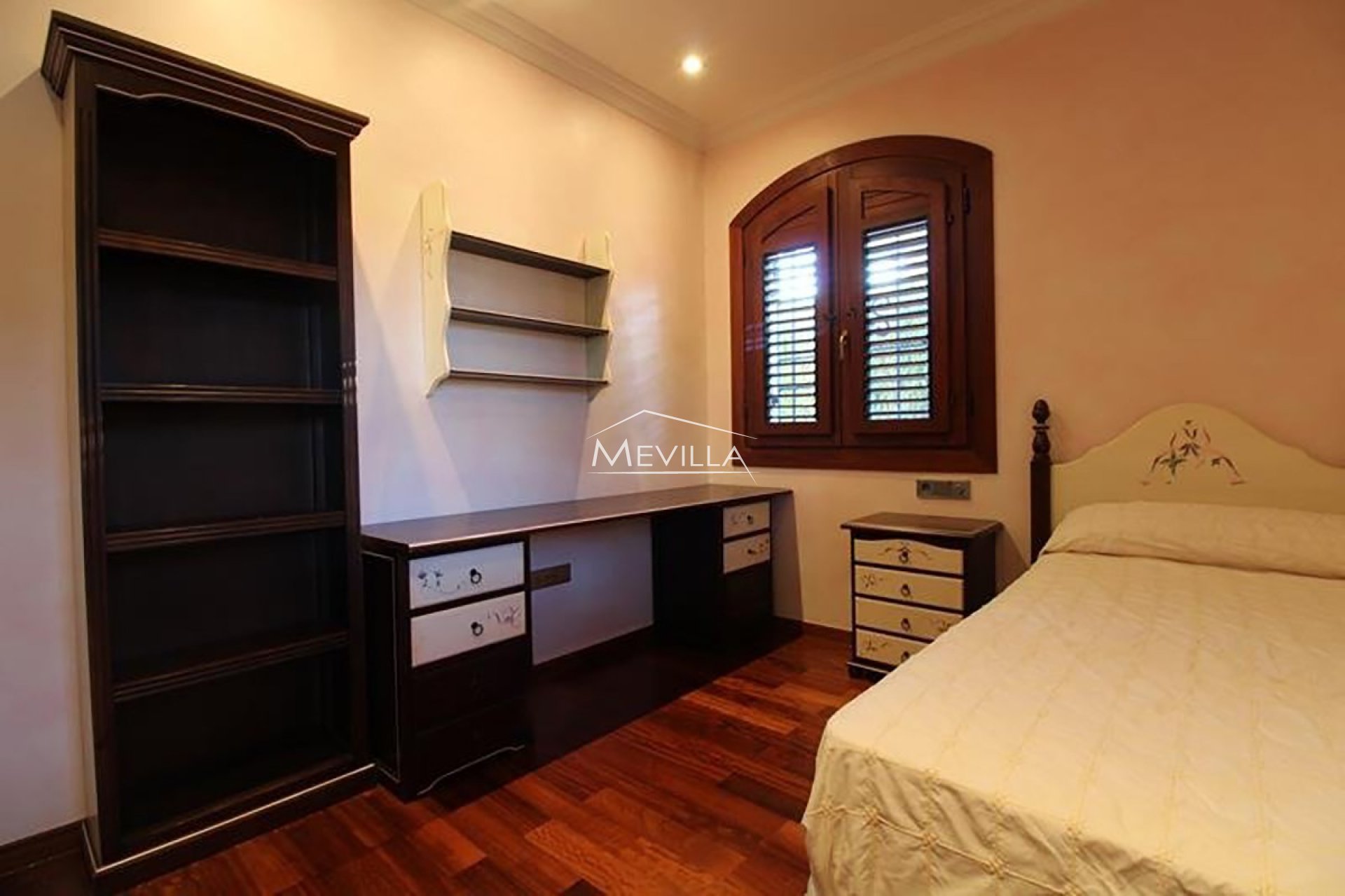 Salg (Resales) - Villa - Orihuela Costa - Campoamor