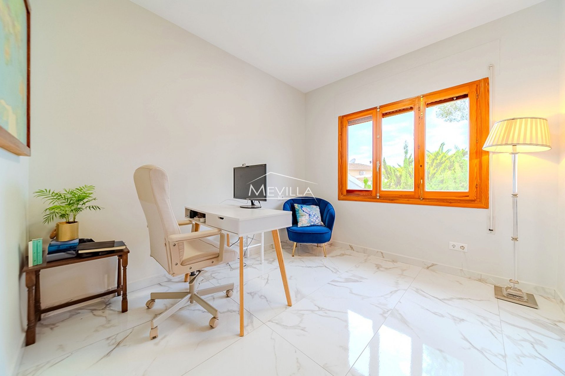 Salg (Resales) - Villa - Orihuela Costa - Campoamor