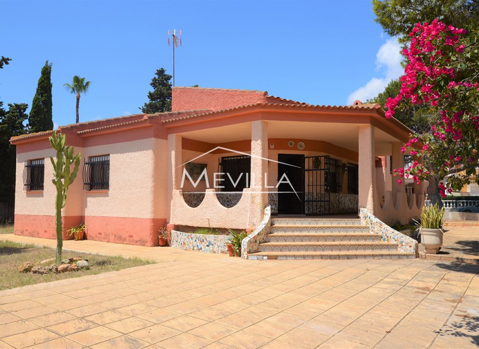 Salg (Resales) - Villa - Orihuela Costa - La Zenia