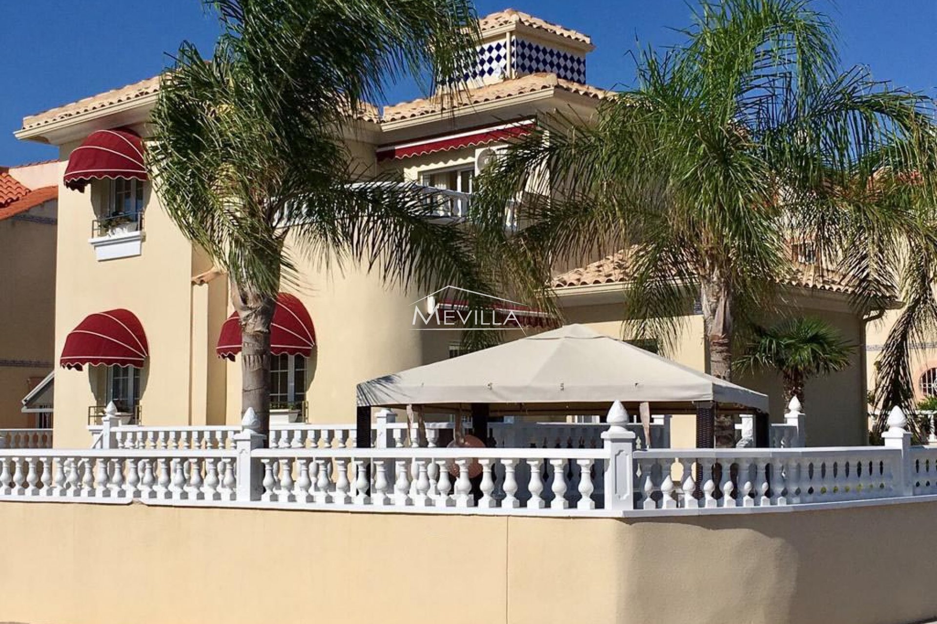 Salg (Resales) - Villa - Orihuela Costa - La Zenia