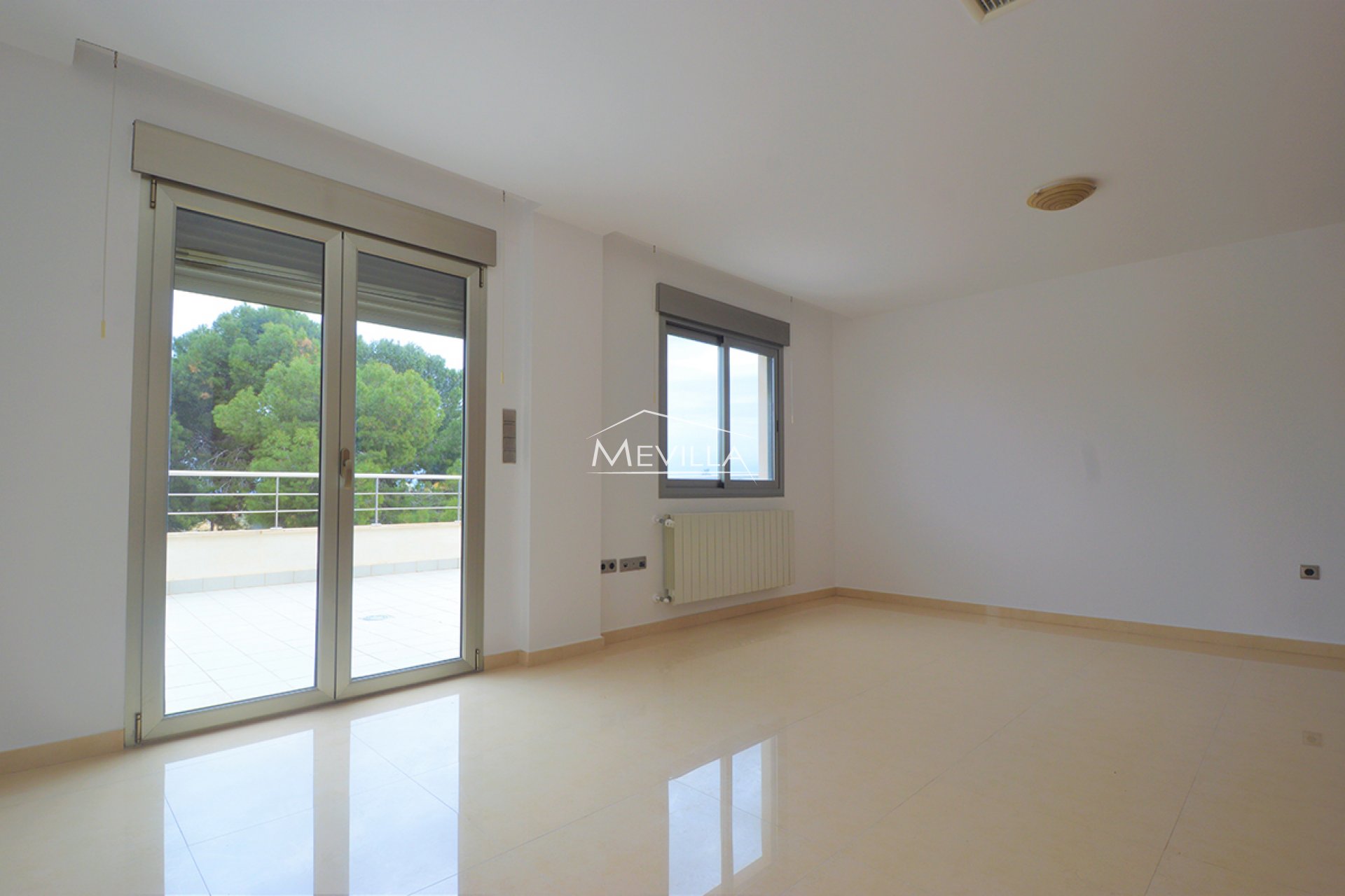 Salg (Resales) - Villa - Orihuela Costa - La Zenia