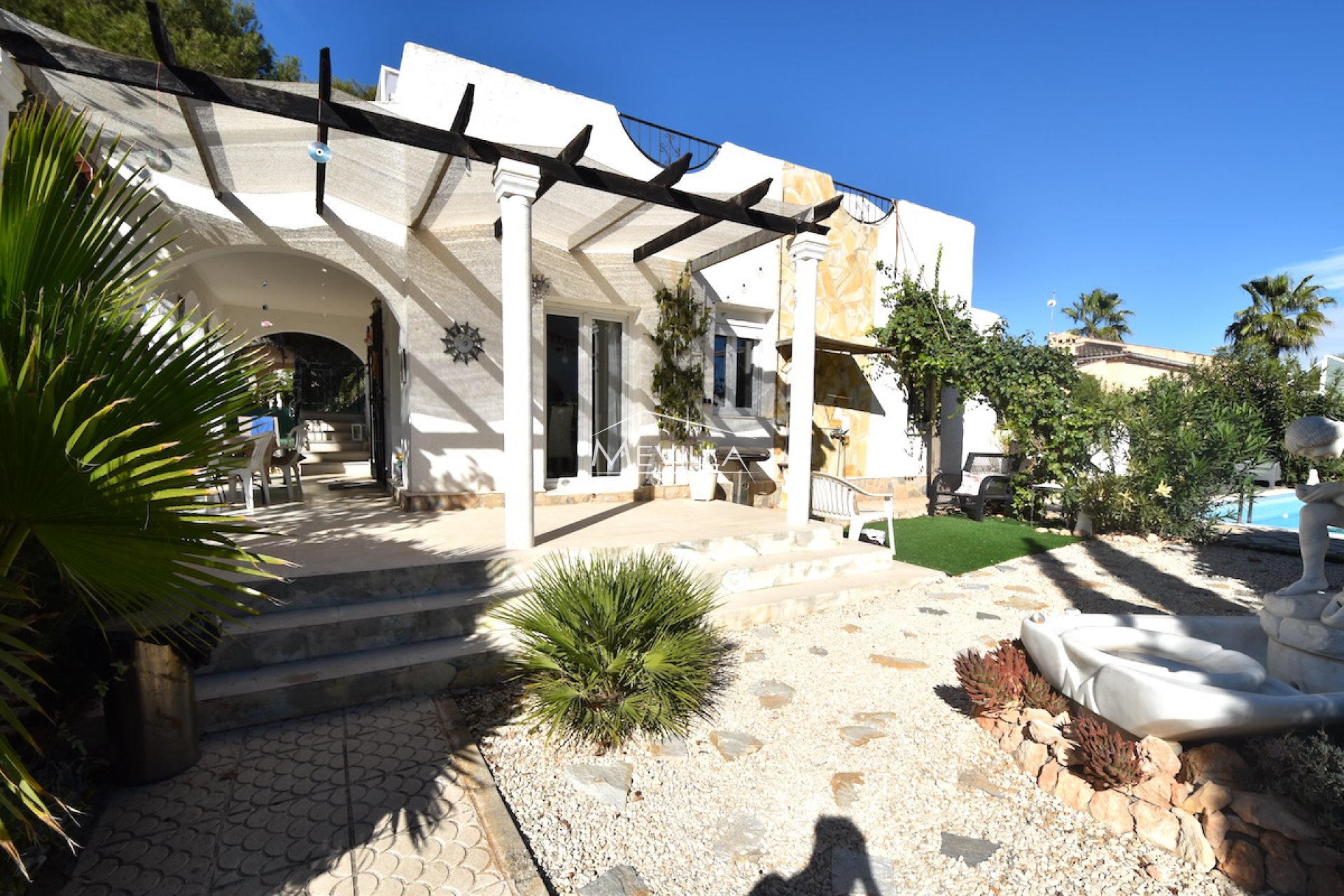 Salg (Resales) - Villa - Orihuela Costa - La Zenia