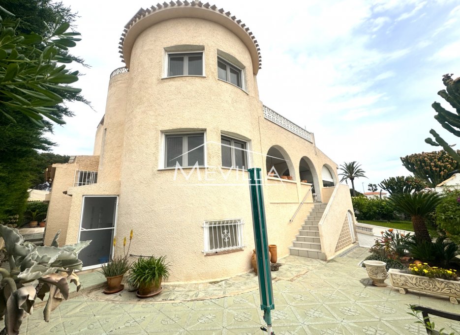 Salg (Resales) - Villa - Orihuela Costa - La Zenia