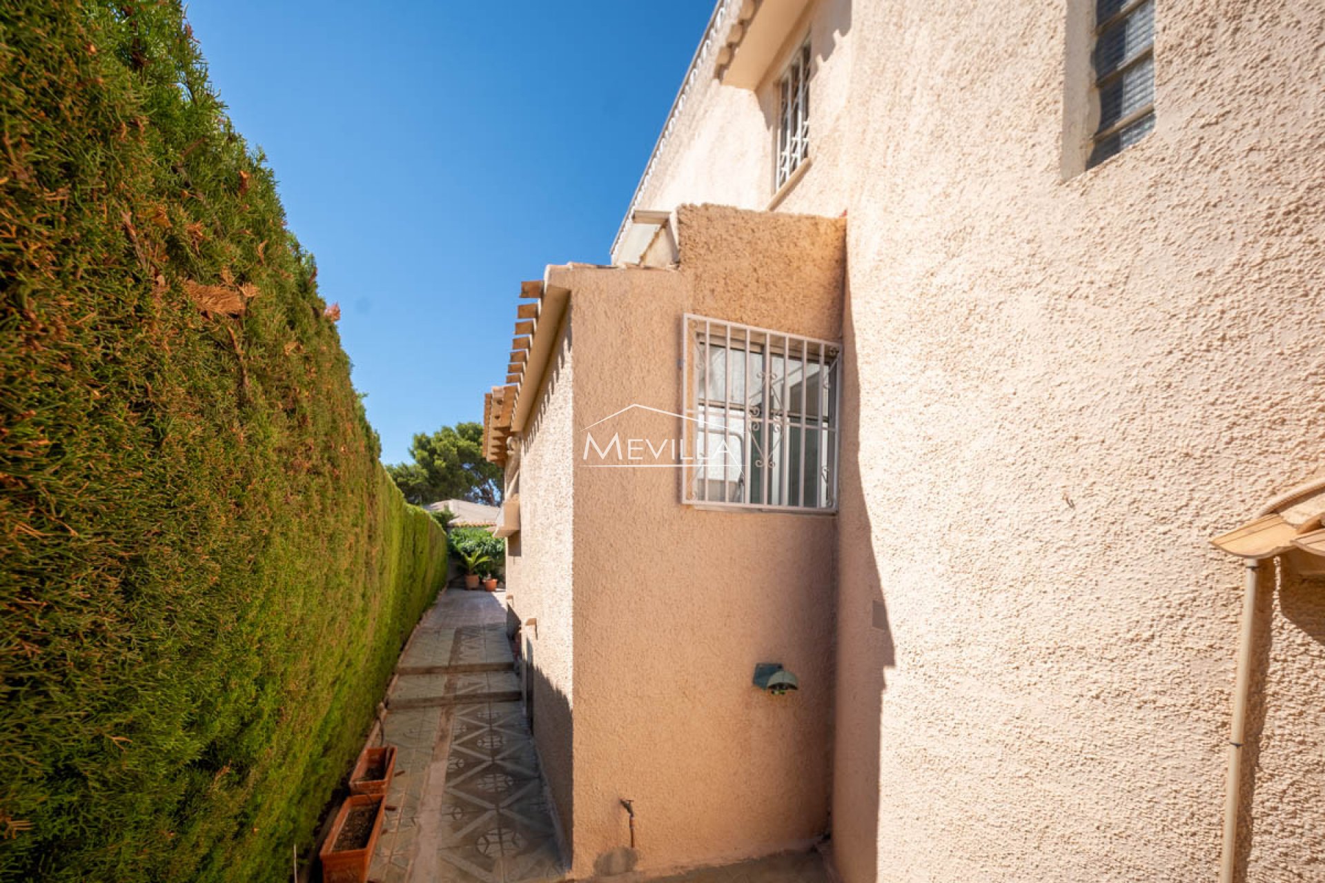 Salg (Resales) - Villa - Orihuela Costa - La Zenia