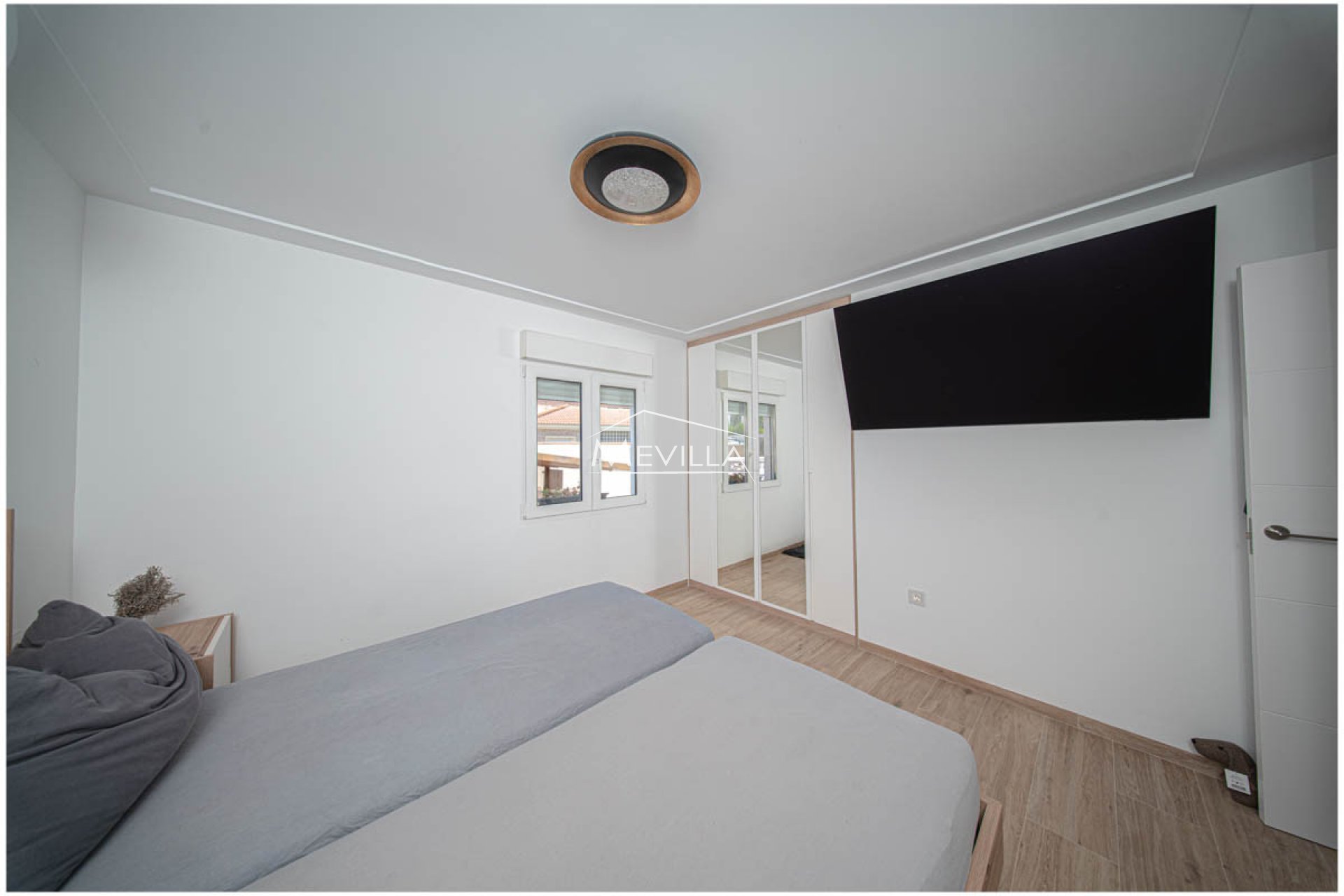 Salg (Resales) - Villa - Orihuela Costa - La Zenia