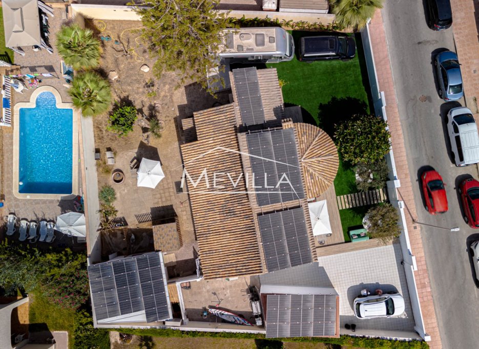 Salg (Resales) - Villa - Orihuela Costa - La Zenia