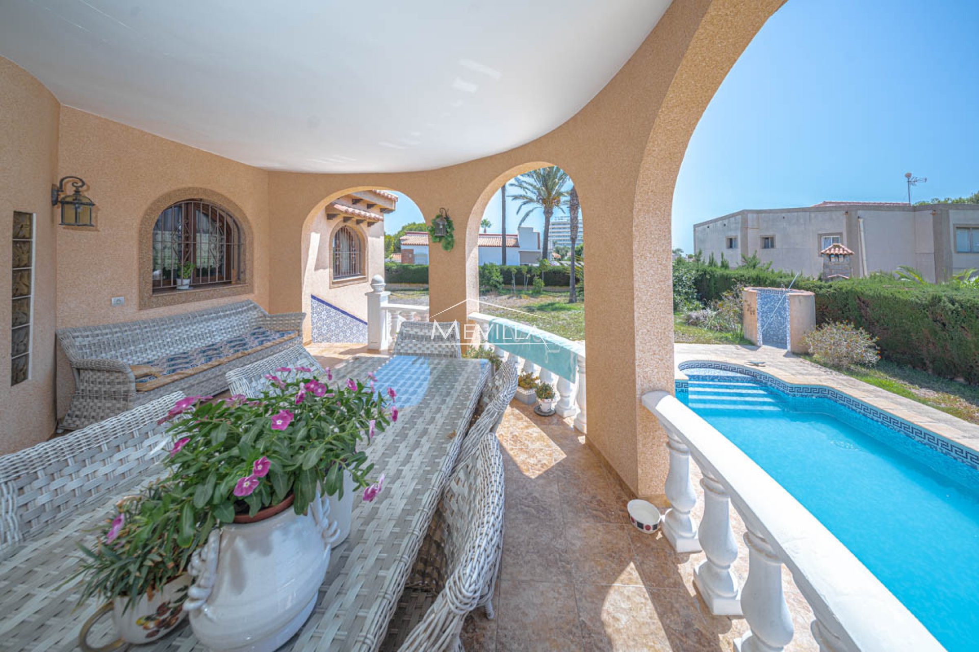 Salg (Resales) - Villa - Orihuela Costa - La Zenia