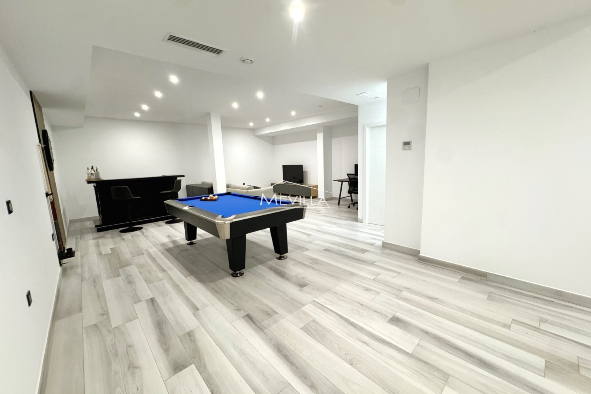 Salg (Resales) - Villa - Orihuela Costa - Lomas de Cabo Roig