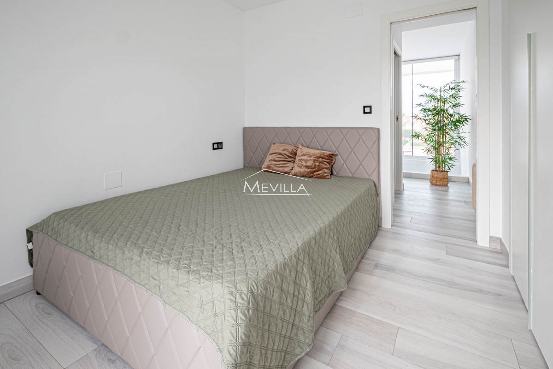 Salg (Resales) - Villa - Orihuela Costa - Lomas de Cabo Roig