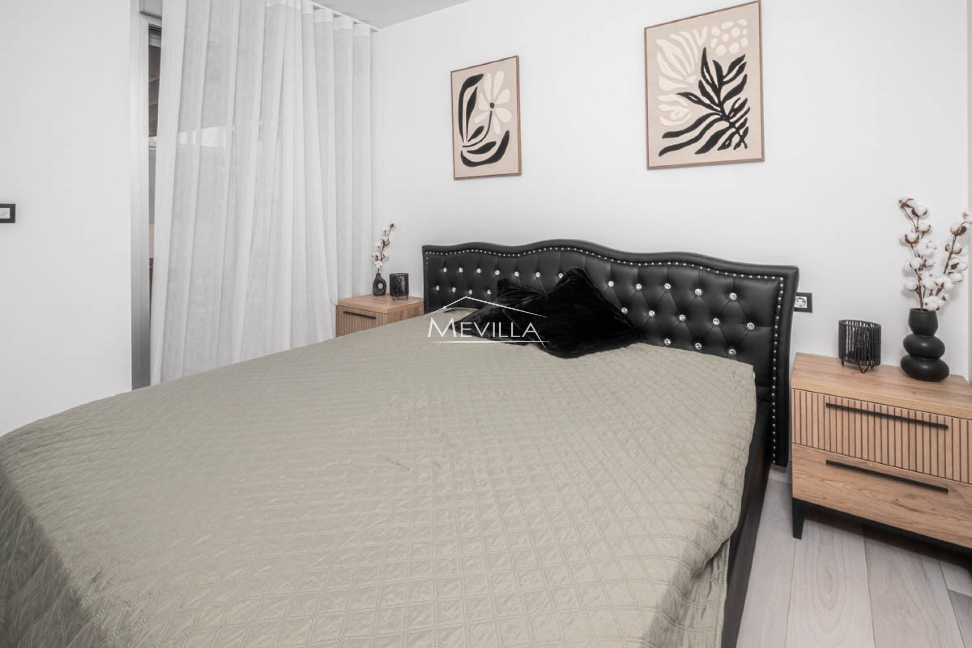 Salg (Resales) - Villa - Orihuela Costa - Lomas de Cabo Roig