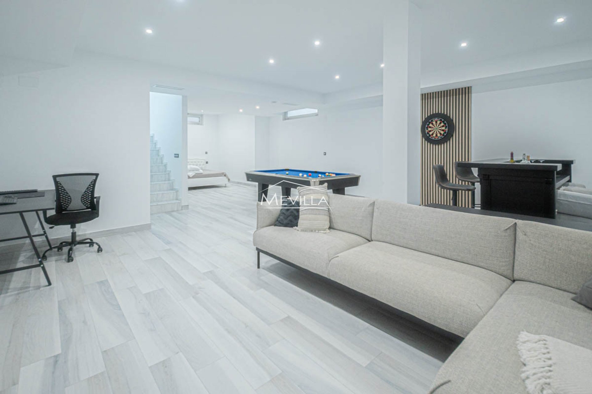 Salg (Resales) - Villa - Orihuela Costa - Lomas de Cabo Roig