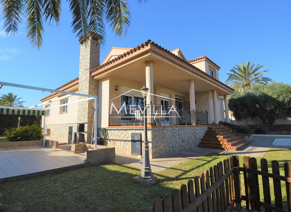 Salg (Resales) - Villa - Orihuela Costa - Mil Palmeras
