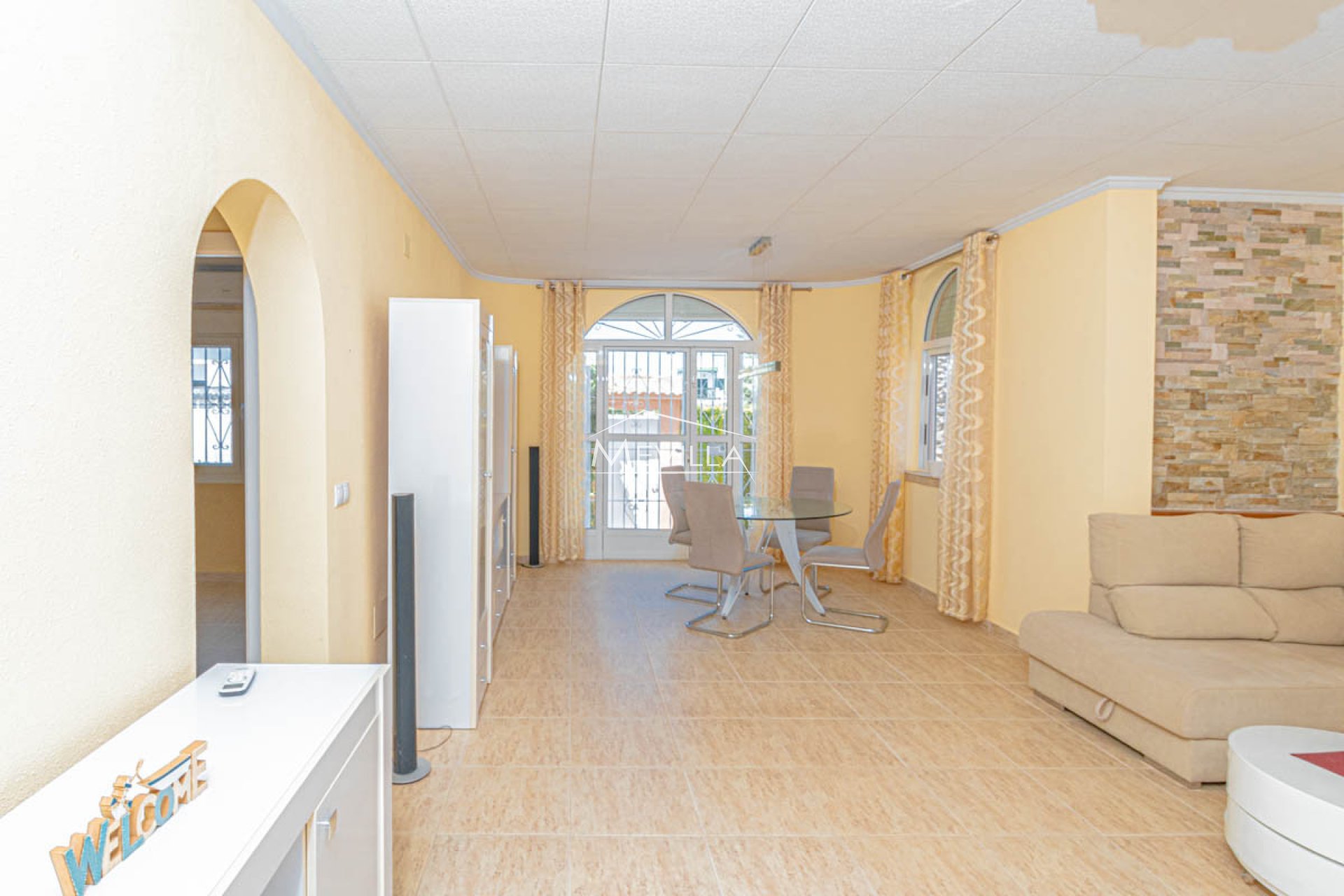 Salg (Resales) - Villa - Orihuela Costa - Mil Palmeras