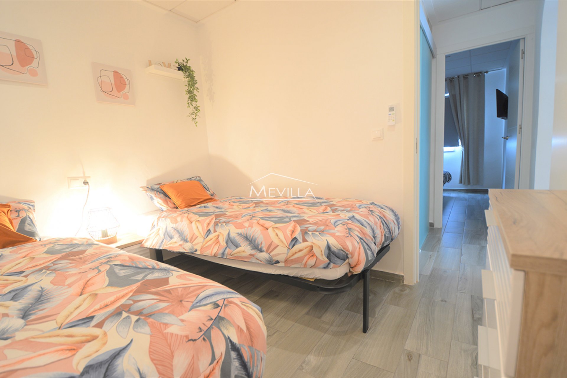 Salg (Resales) - Villa - Orihuela Costa - Playa Flamenca