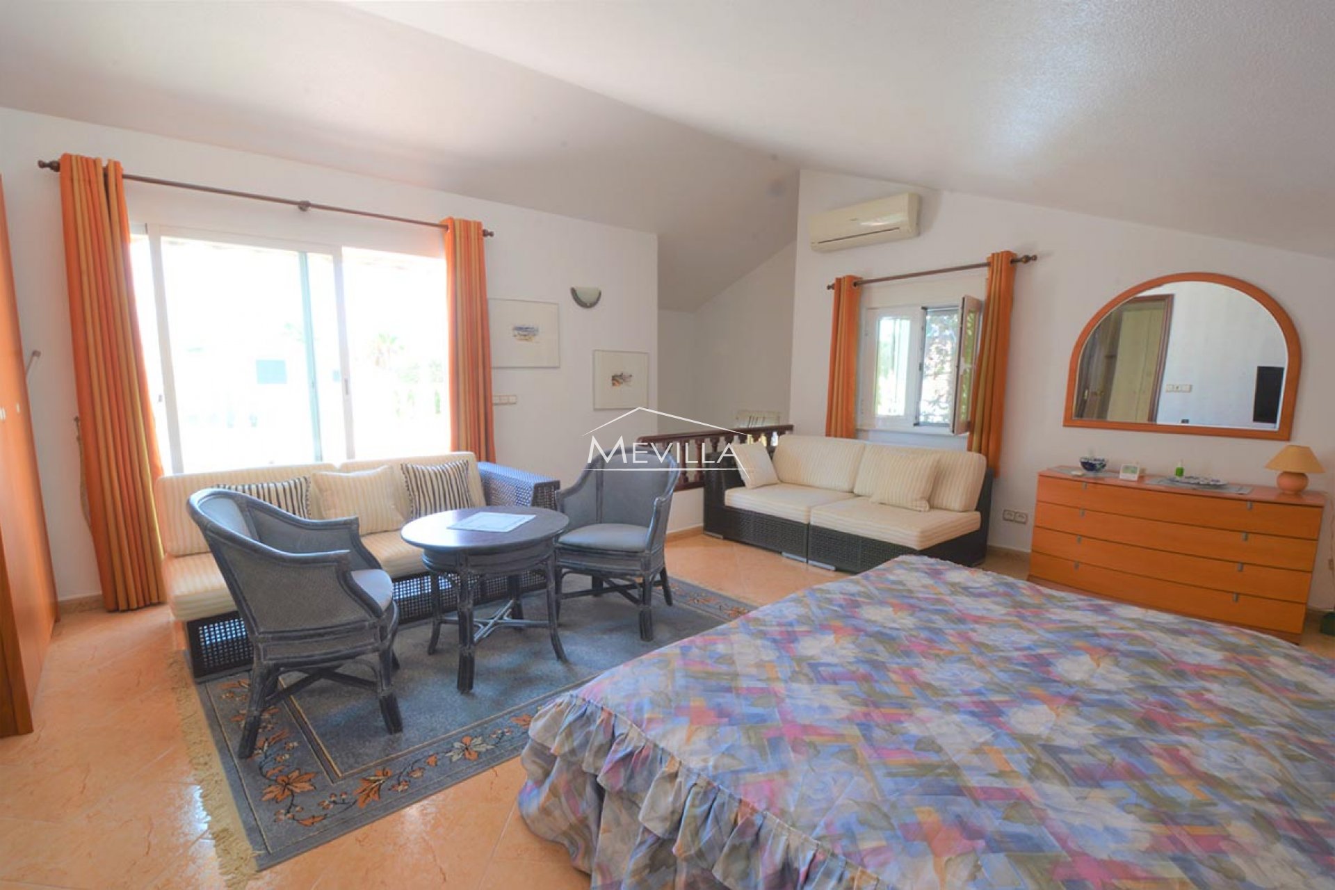 Salg (Resales) - Villa - Orihuela Costa - Playa Flamenca