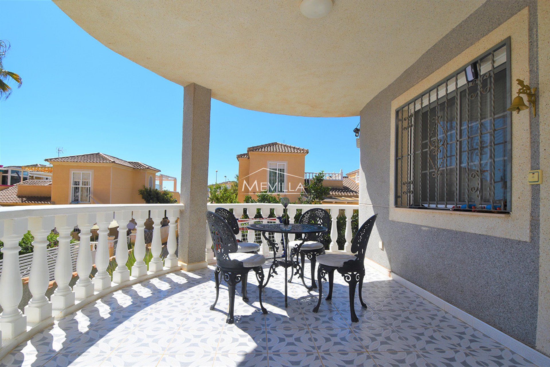 Salg (Resales) - Villa - Orihuela Costa - Playa Flamenca