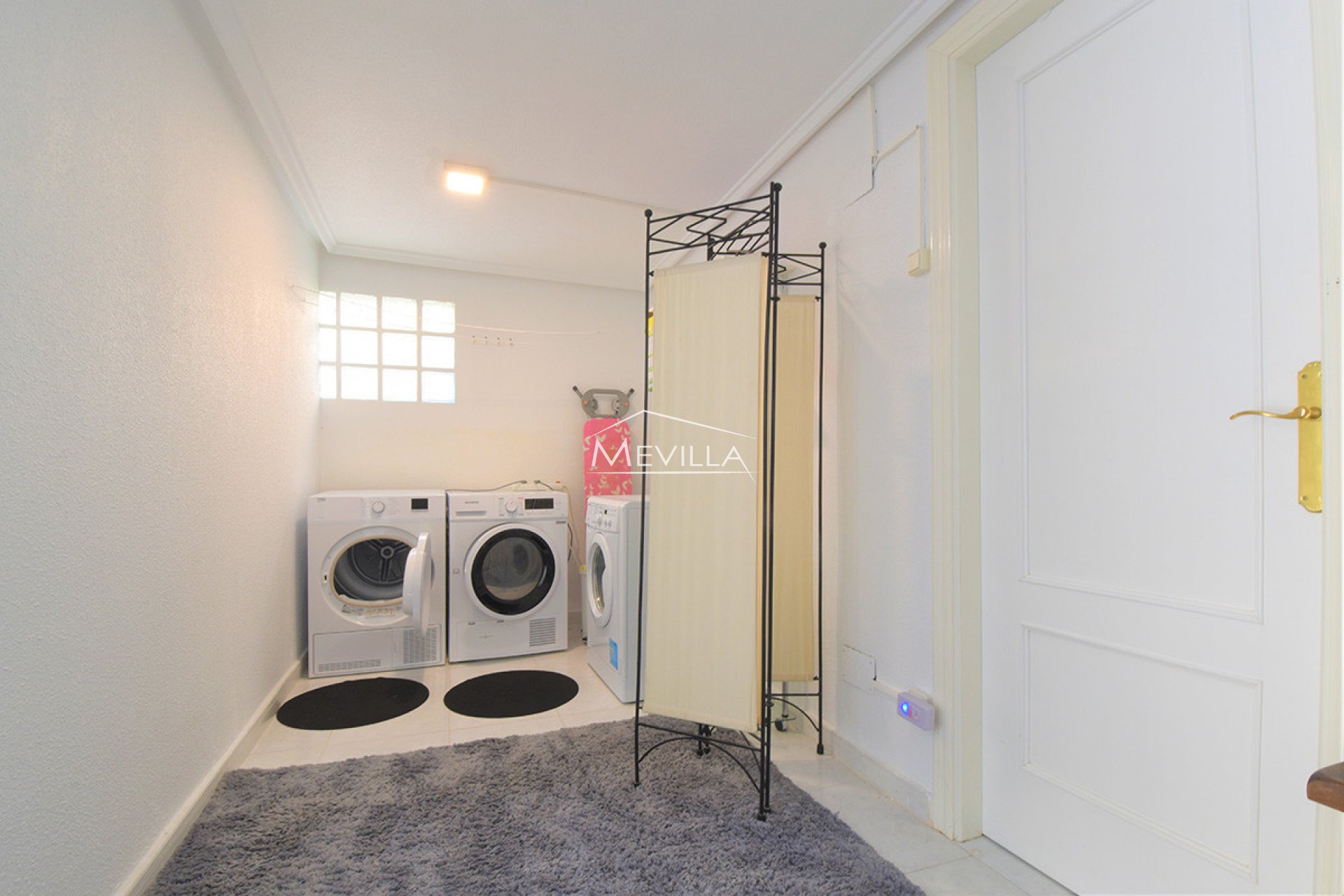 Salg (Resales) - Villa - Orihuela Costa - Playa Flamenca