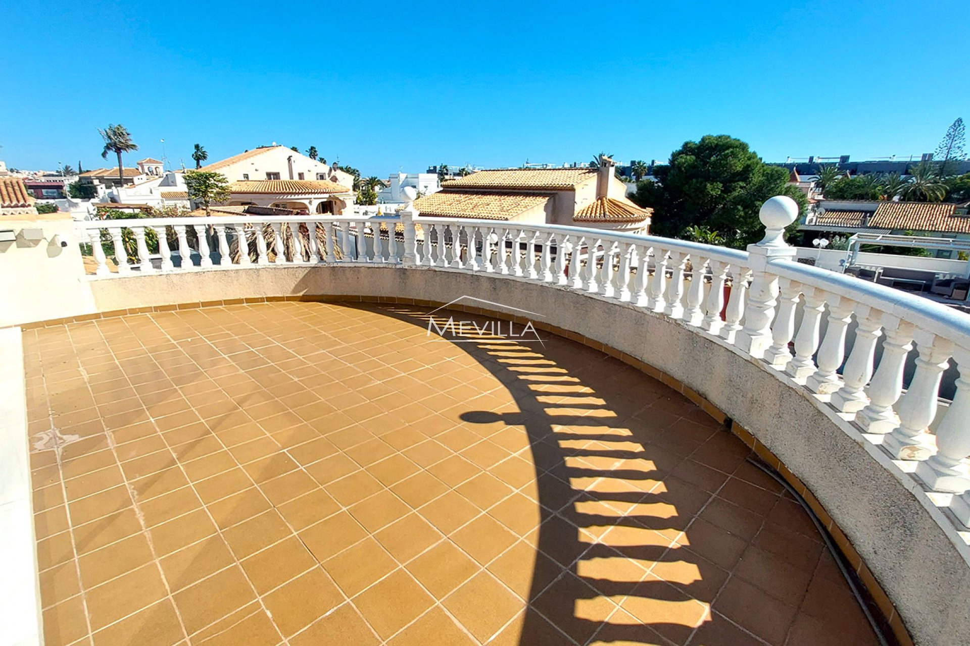 Salg (Resales) - Villa - Orihuela Costa - Playa Flamenca