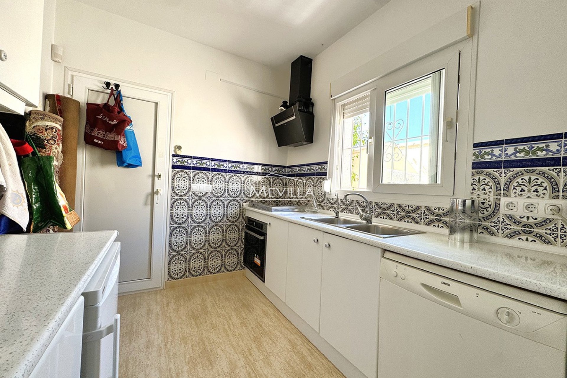 Salg (Resales) - Villa - Orihuela Costa - Playa Flamenca