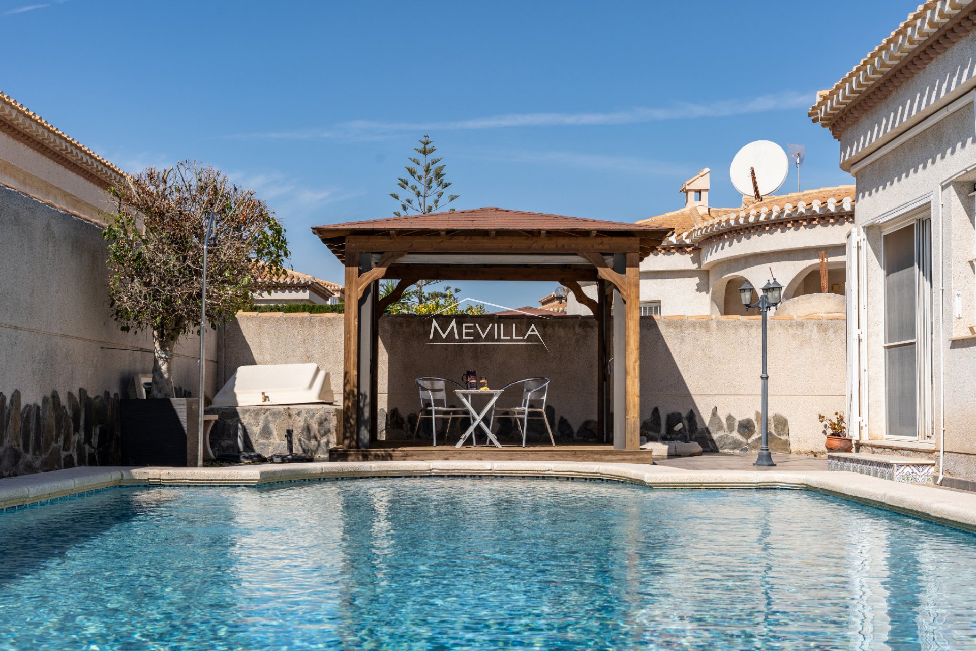 Salg (Resales) - Villa - Orihuela Costa - Playa Flamenca