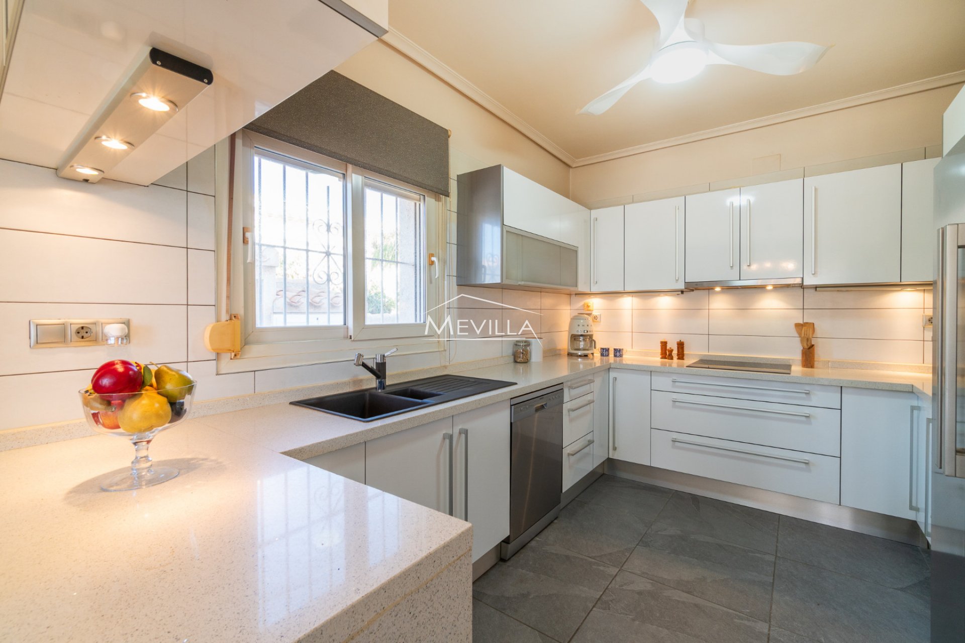 Salg (Resales) - Villa - Orihuela Costa - Playa Flamenca