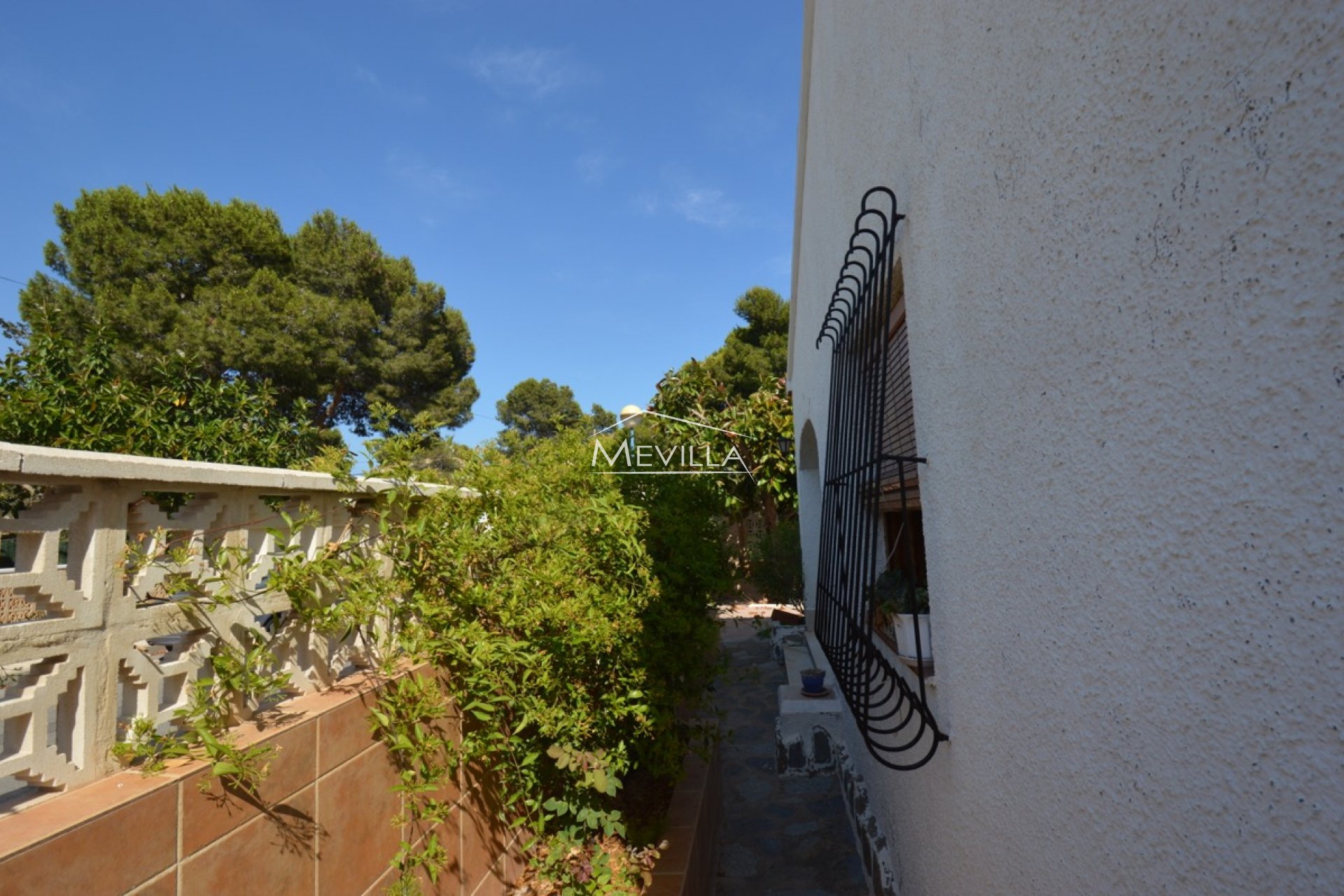 Salg (Resales) - Villa - Orihuela Costa - Punta Prima