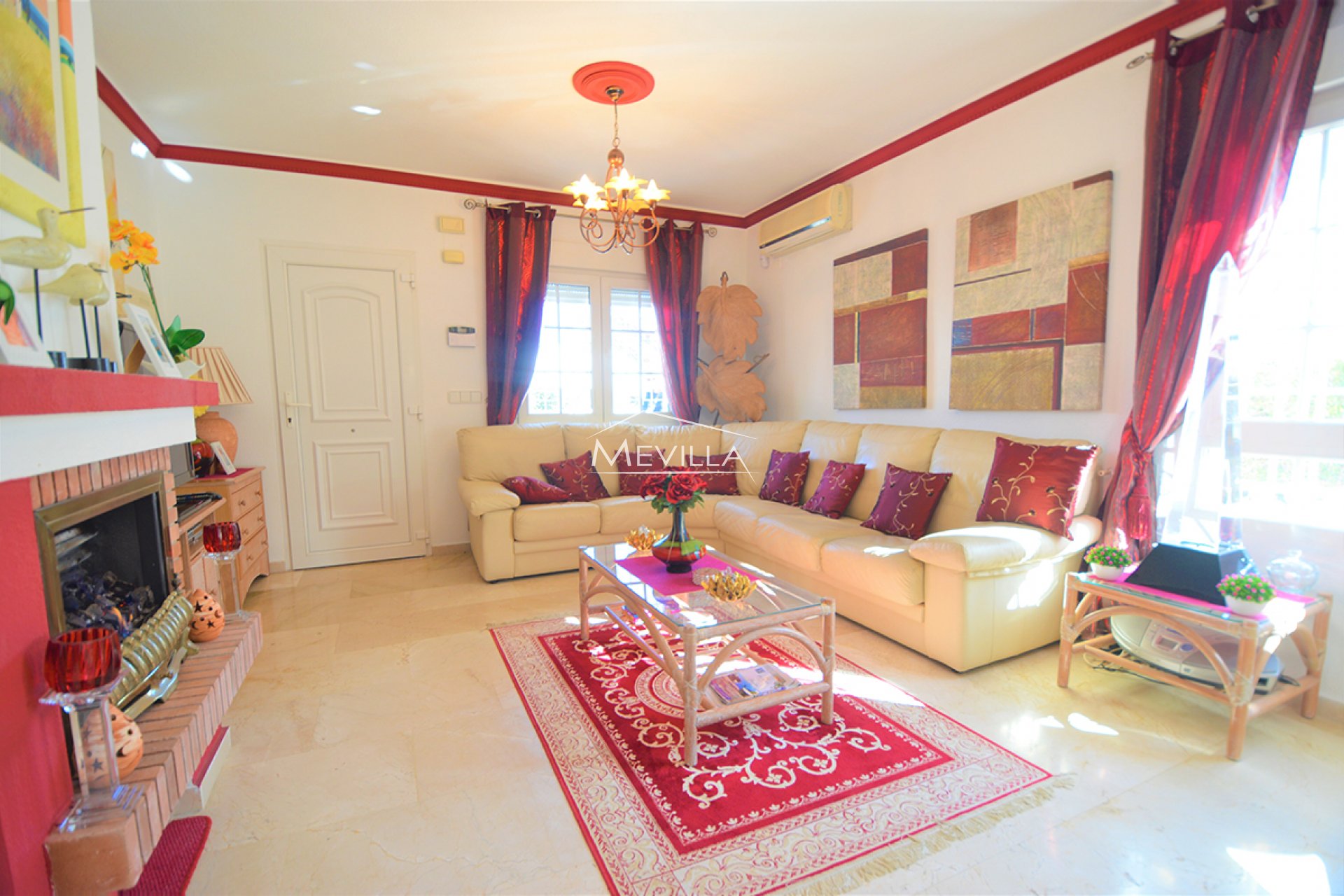 Salg (Resales) - Villa - Orihuela Costa - Villamartin
