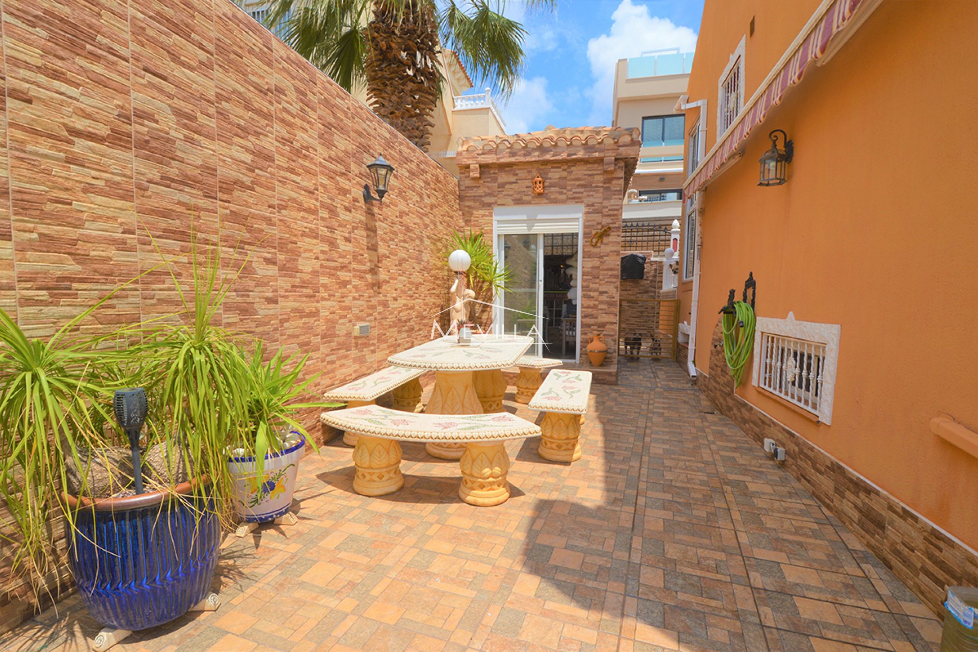 Salg (Resales) - Villa - Orihuela Costa - Villamartin