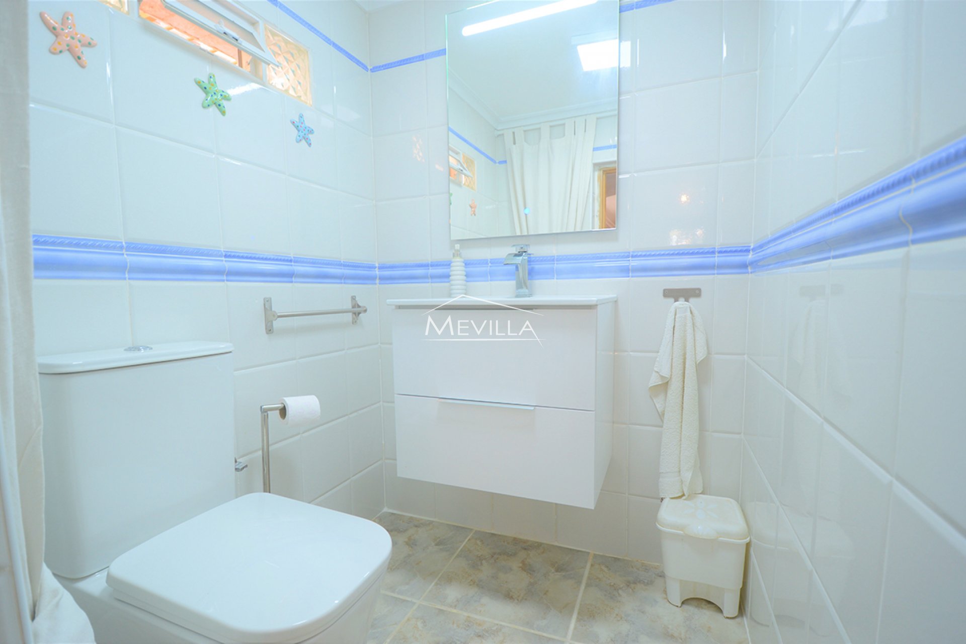 Salg (Resales) - Villa - Orihuela Costa - Villamartin