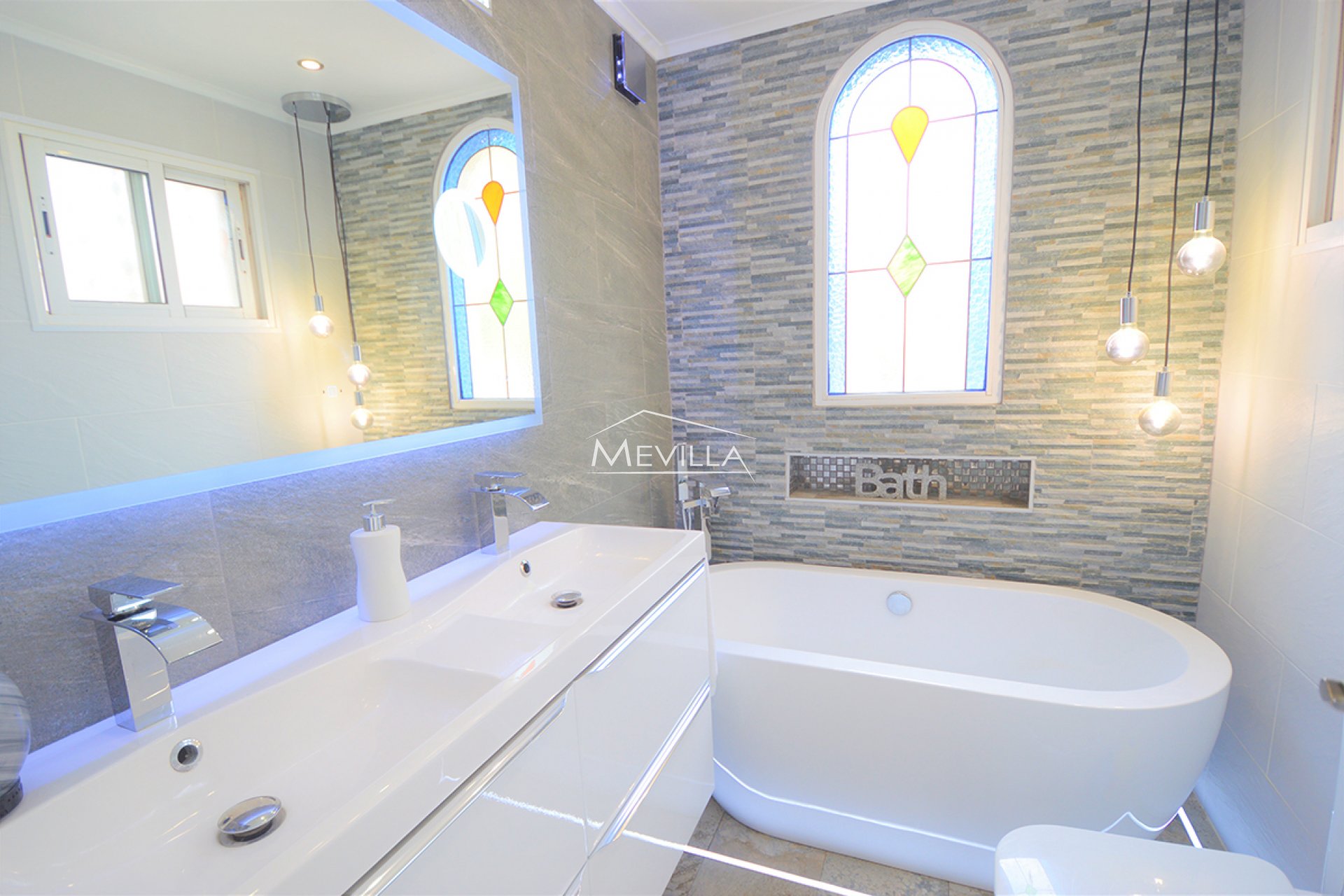 Salg (Resales) - Villa - Orihuela Costa - Villamartin